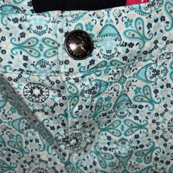 Torrid size 12 patterned jean capri - Picture 3 of 4